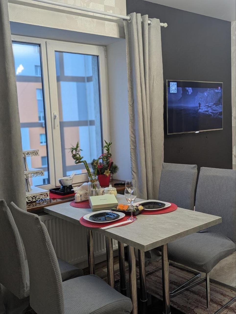 Ferienwohnung 2-Кім Новобудова, Центр, Провулок Лапушкіна , 9 Khmelʼnytsʼkyy Exterior foto